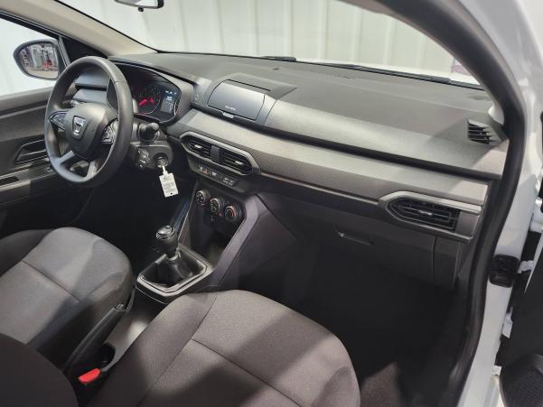 Vente en ligne Dacia Sandero  ECO-G 100 au prix de 11 699 €