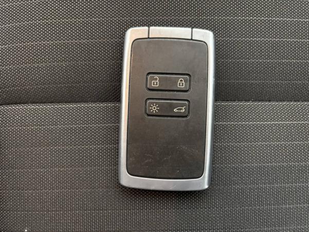 Vente en ligne Renault Arkana  mild hybrid 140 EDC FAP - 22 au prix de 21 990 €