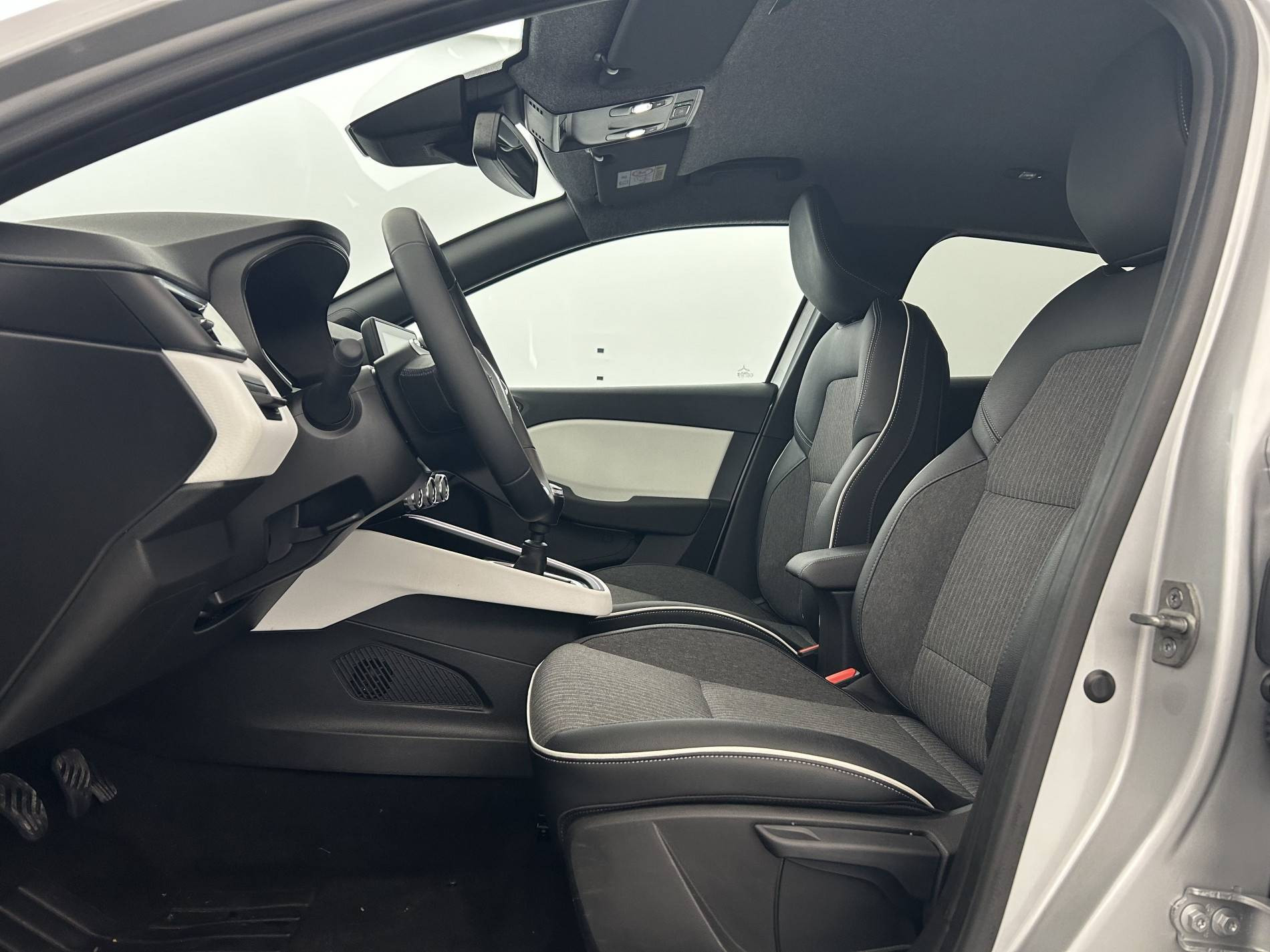 Vente en ligne Renault Clio 5 Clio TCe 90 au prix de 14 590 €