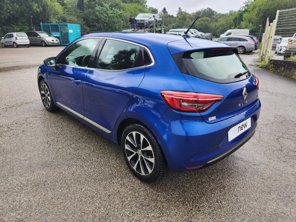 Vente en ligne Renault Clio 5 Clio E-Tech 140 - 21N au prix de 16 999 €