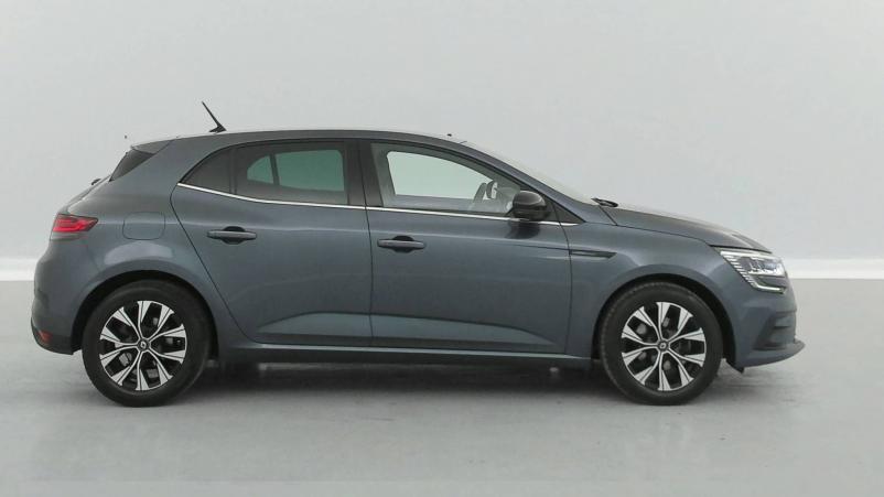 Vente en ligne Renault Megane 4 Mégane IV Berline Blue dCi 115 au prix de 17 999 €