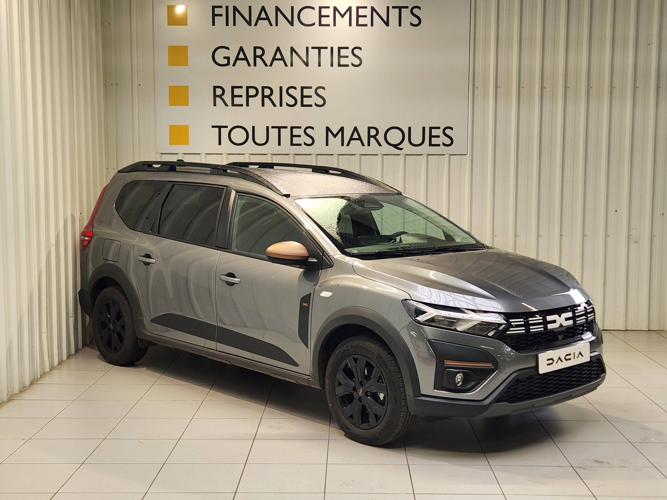 Vente en ligne Dacia Jogger  Hybrid 140 7 places GSR2 au prix de 26 790 €