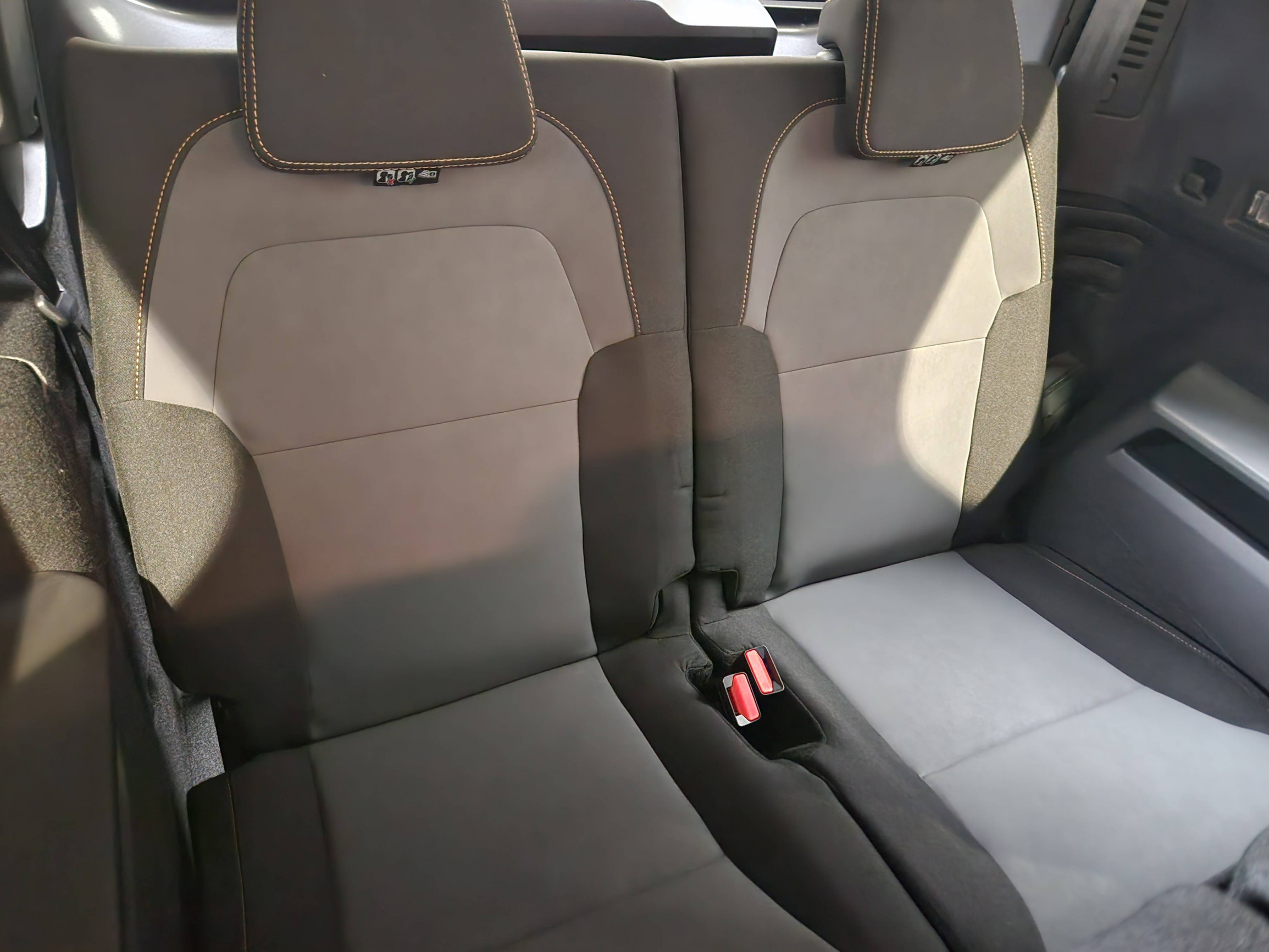 Vente en ligne Dacia Jogger  Hybrid 140 7 places GSR2 au prix de 26 790 €