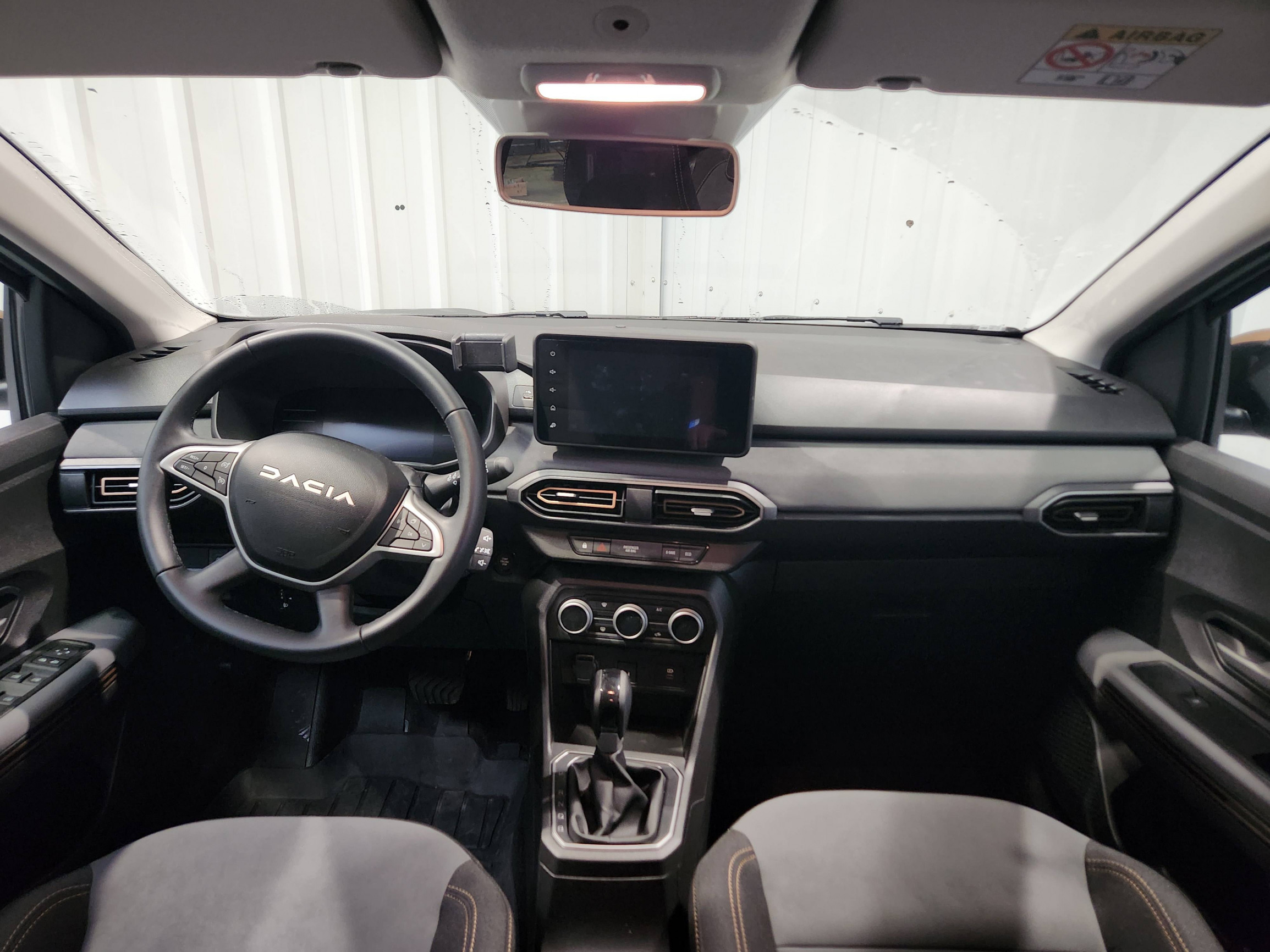 Vente en ligne Dacia Jogger  Hybrid 140 7 places GSR2 au prix de 26 790 €