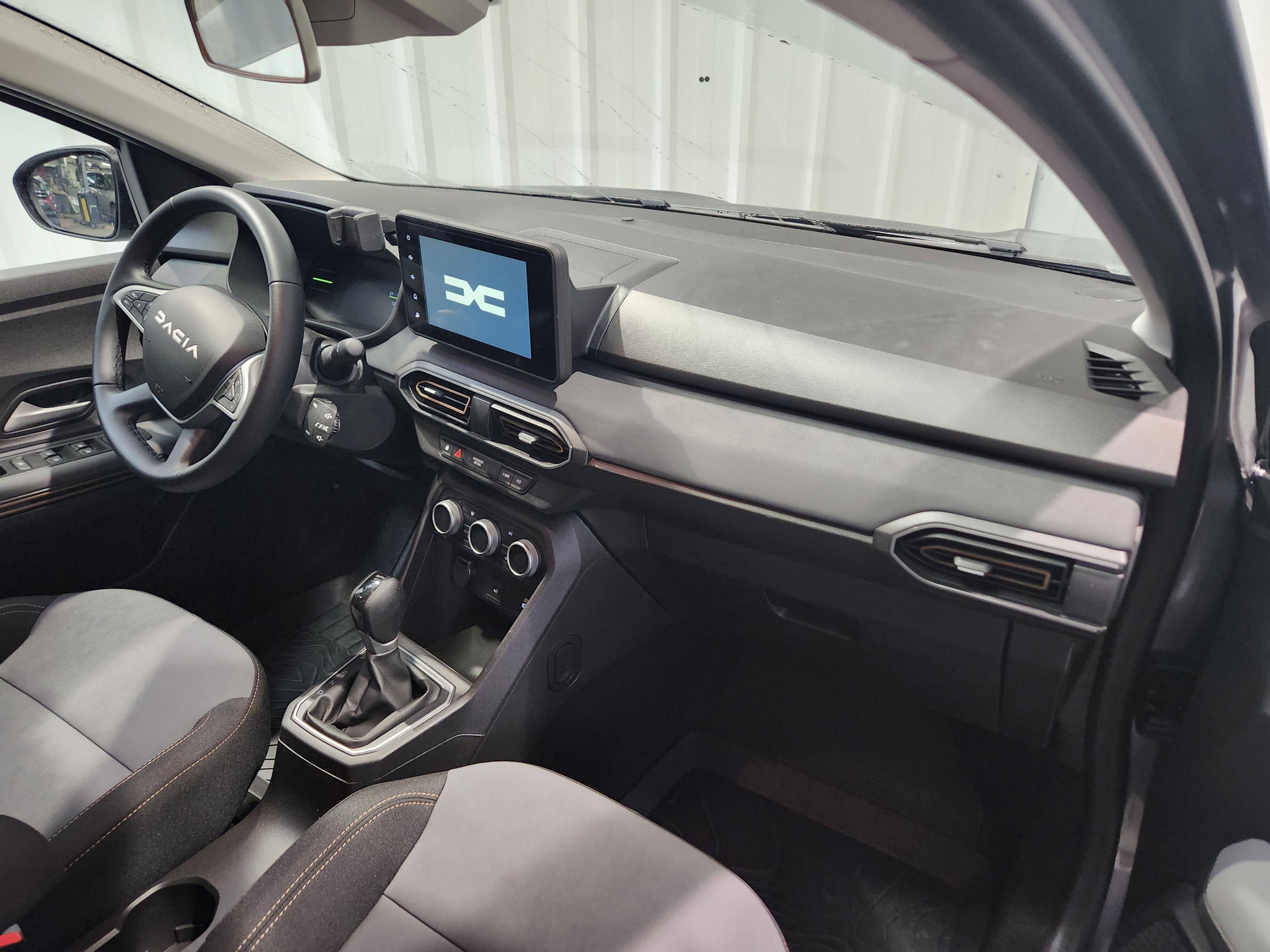 Vente en ligne Dacia Jogger  Hybrid 140 7 places GSR2 au prix de 26 790 €