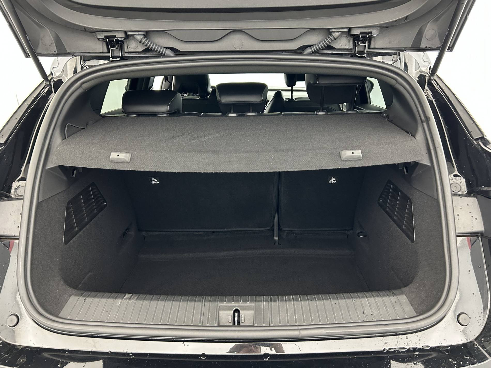 Vente en ligne Renault Megane E-Tech  EV60 220 ch super charge au prix de 24 790 €