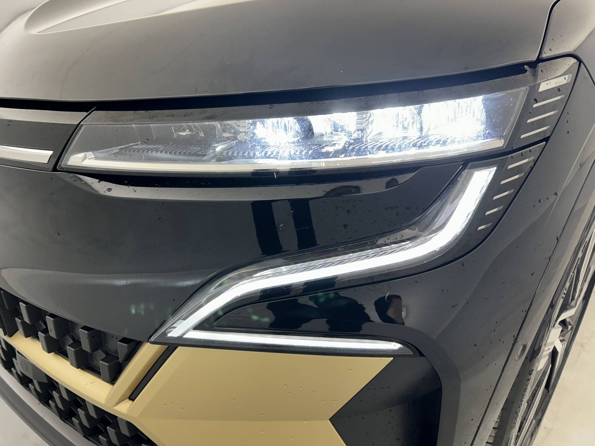 Vente en ligne Renault Megane E-Tech  EV60 220 ch super charge au prix de 24 790 €