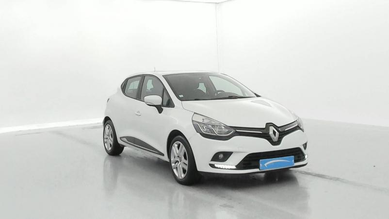 Vente en ligne Renault Clio 4 Clio dCi 75 E6C au prix de 12 290 €