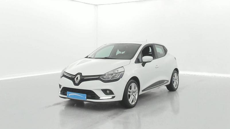 Vente en ligne Renault Clio 4 Clio dCi 75 E6C au prix de 12 290 €