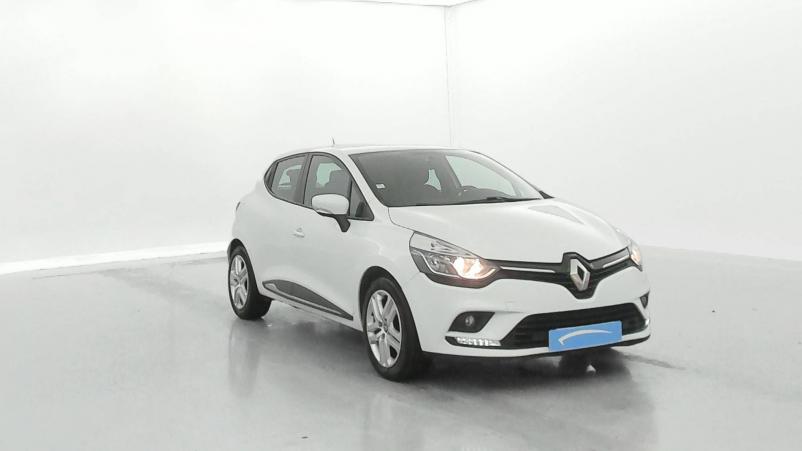 Vente en ligne Renault Clio 4 Clio dCi 90 E6C au prix de 13 490 €