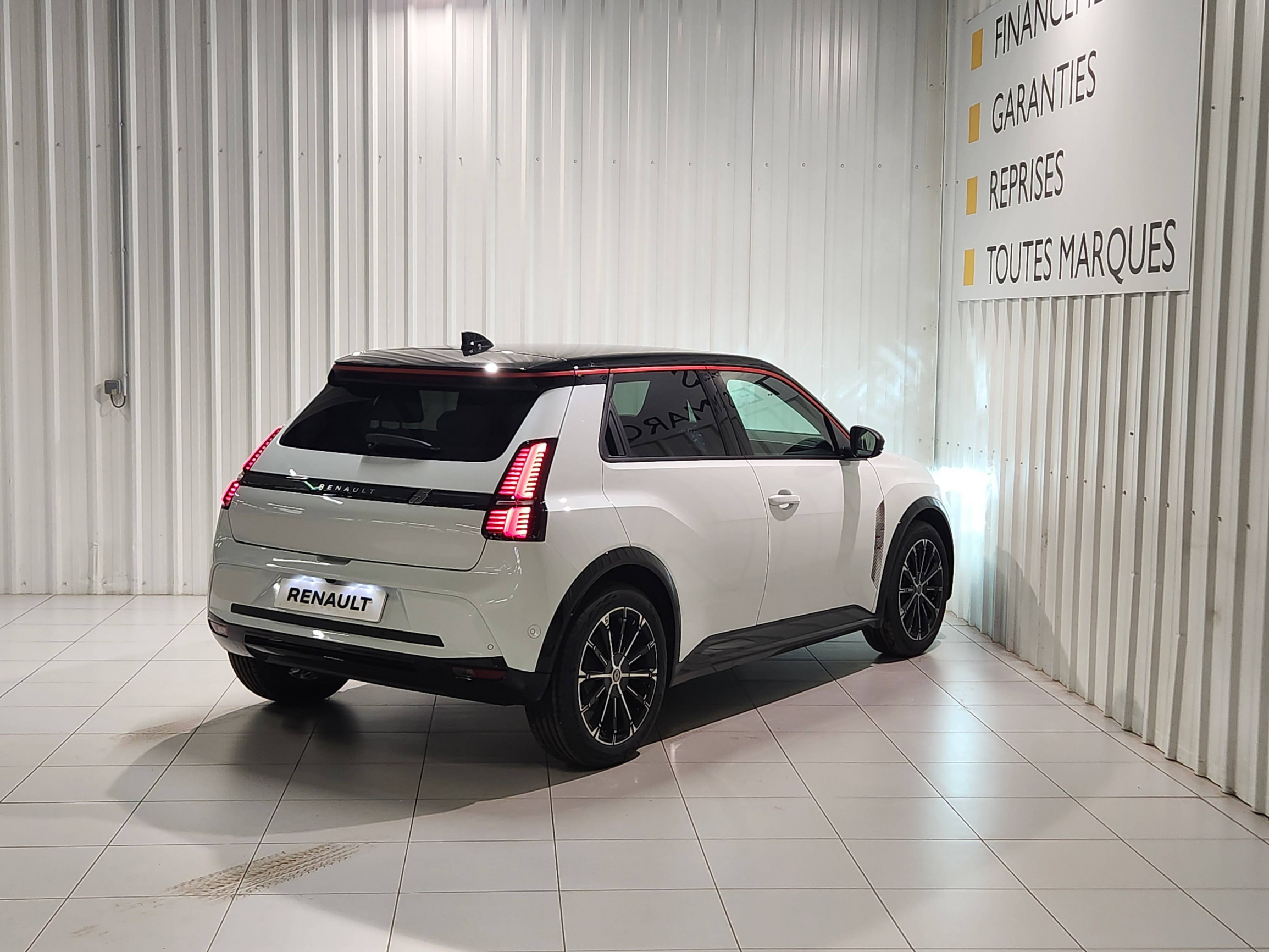 Vente en ligne Renault R5 E-Tech  150 ch autonomie confort au prix de 34 090 €