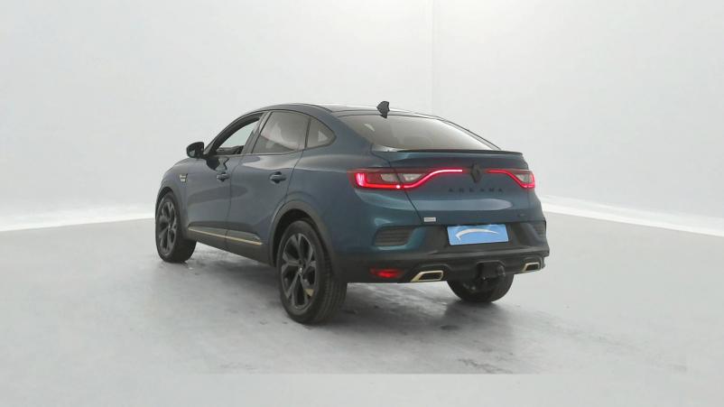 Vente en ligne Renault Arkana  E-Tech hybride 145 - 22 au prix de 23 940 €