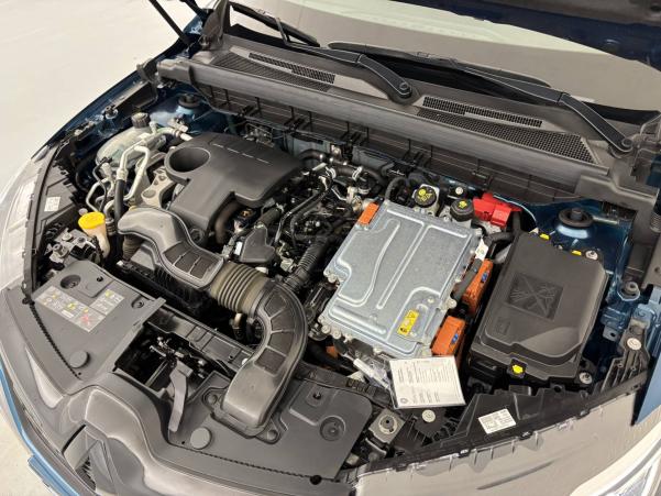 Vente en ligne Renault Arkana  E-Tech hybride 145 - 22 au prix de 23 940 €