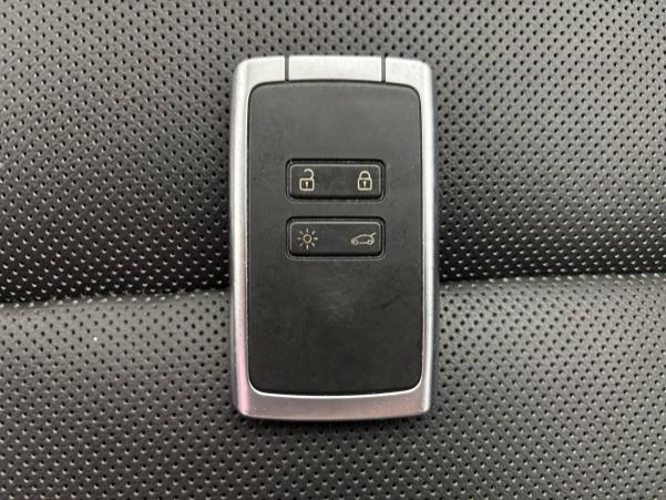 Vente en ligne Renault Arkana  E-Tech hybride 145 - 22 au prix de 23 940 €