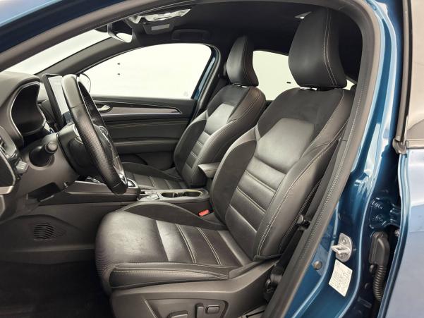 Vente en ligne Renault Arkana  E-Tech hybride 145 - 22 au prix de 23 940 €