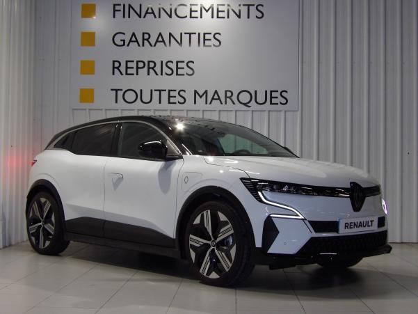 Vente en ligne Renault Megane E-Tech  220 ch autonomie confort AC7 GSR2 au prix de 42 400 €