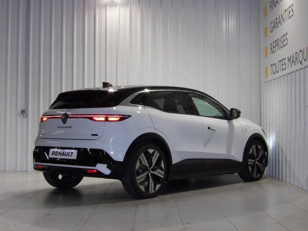 Vente en ligne Renault Megane E-Tech  220 ch autonomie confort AC7 GSR2 au prix de 42 400 €