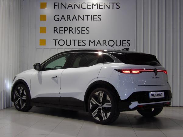 Vente en ligne Renault Megane E-Tech  220 ch autonomie confort AC7 GSR2 au prix de 42 400 €