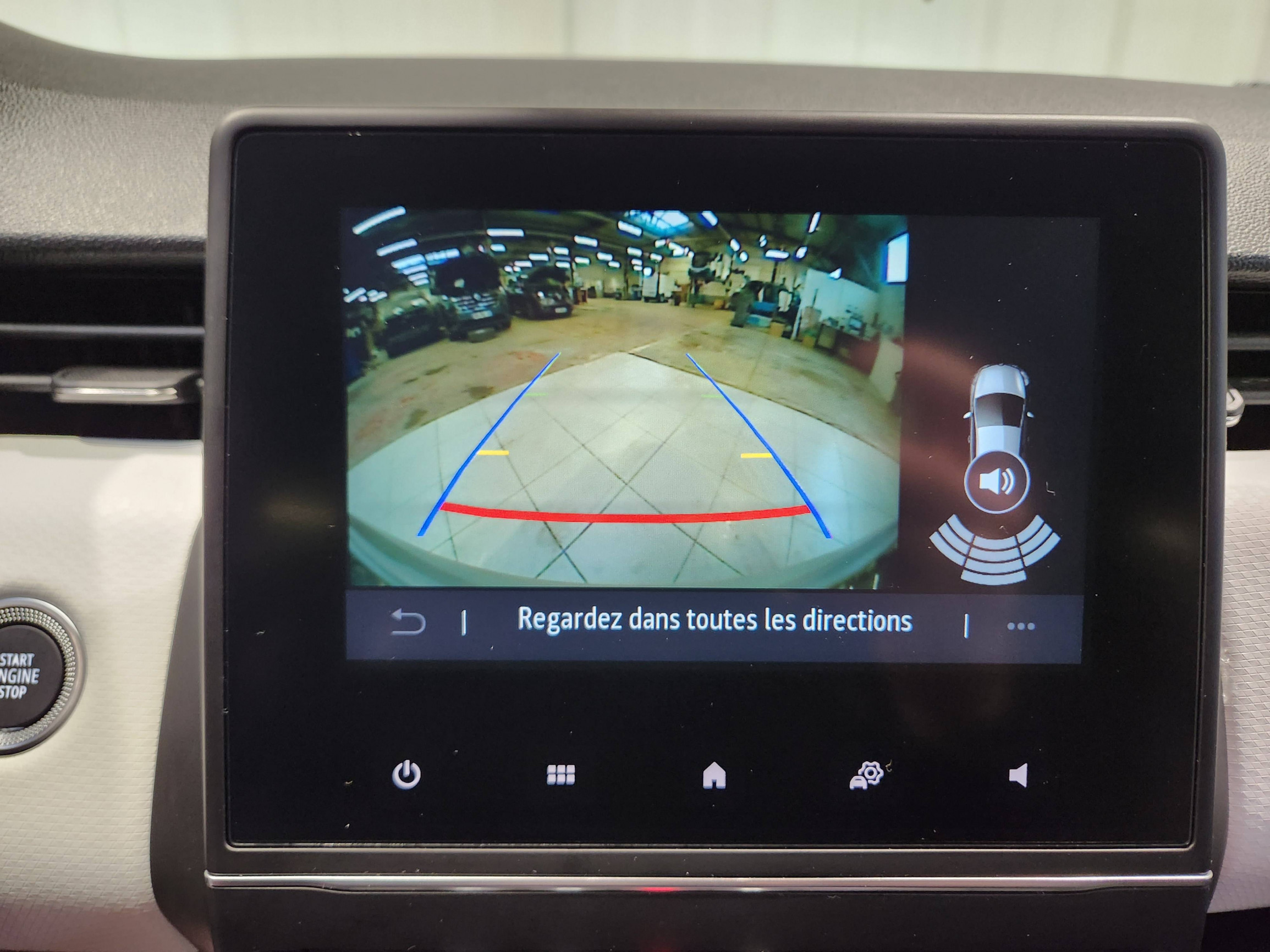 Vente en ligne Renault Clio 5 Clio TCe 90 au prix de 15 990 €