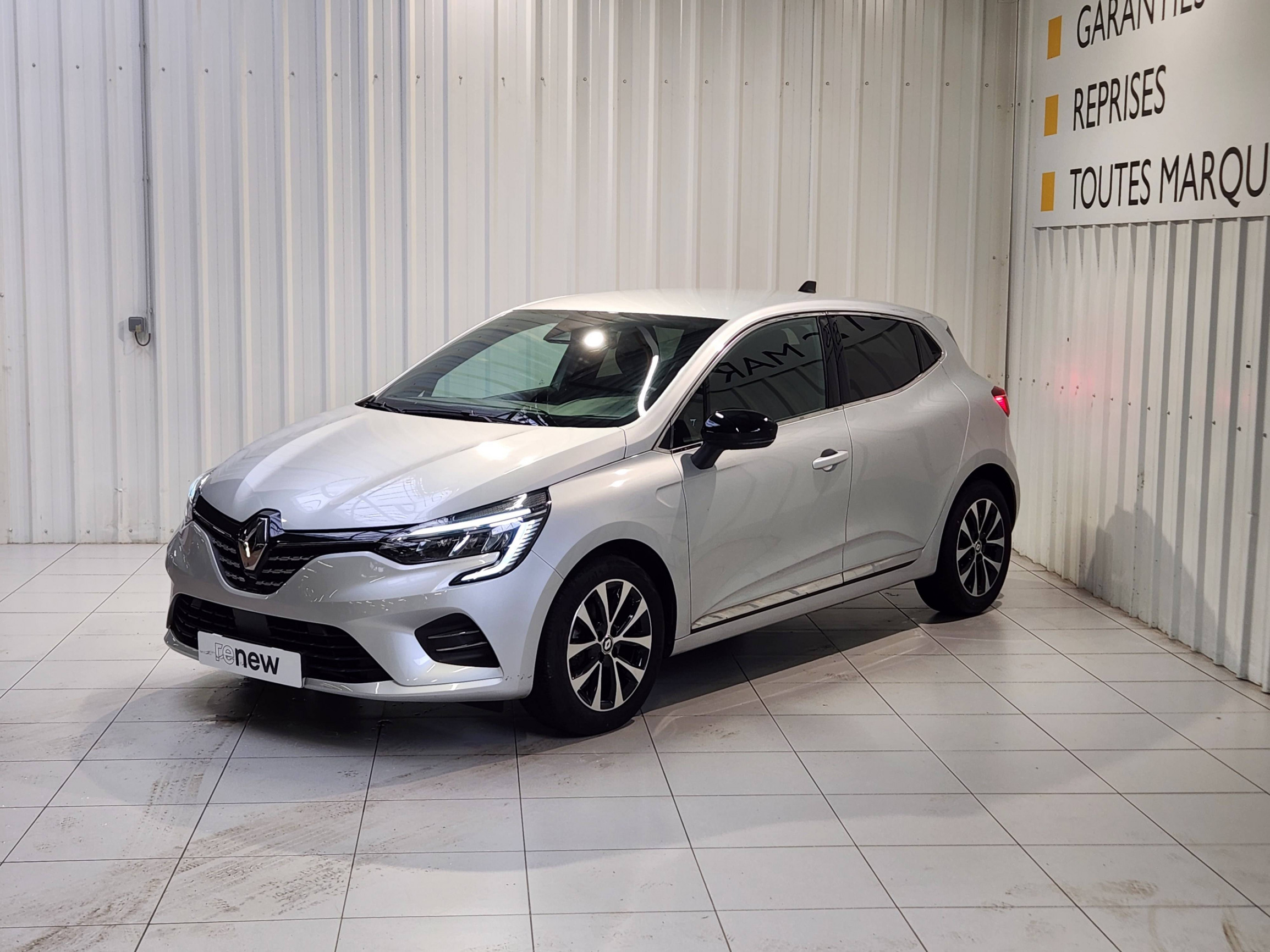 Renault Clio 5 Clio TCe 90 occasion de 2023 en vente à Morlaix