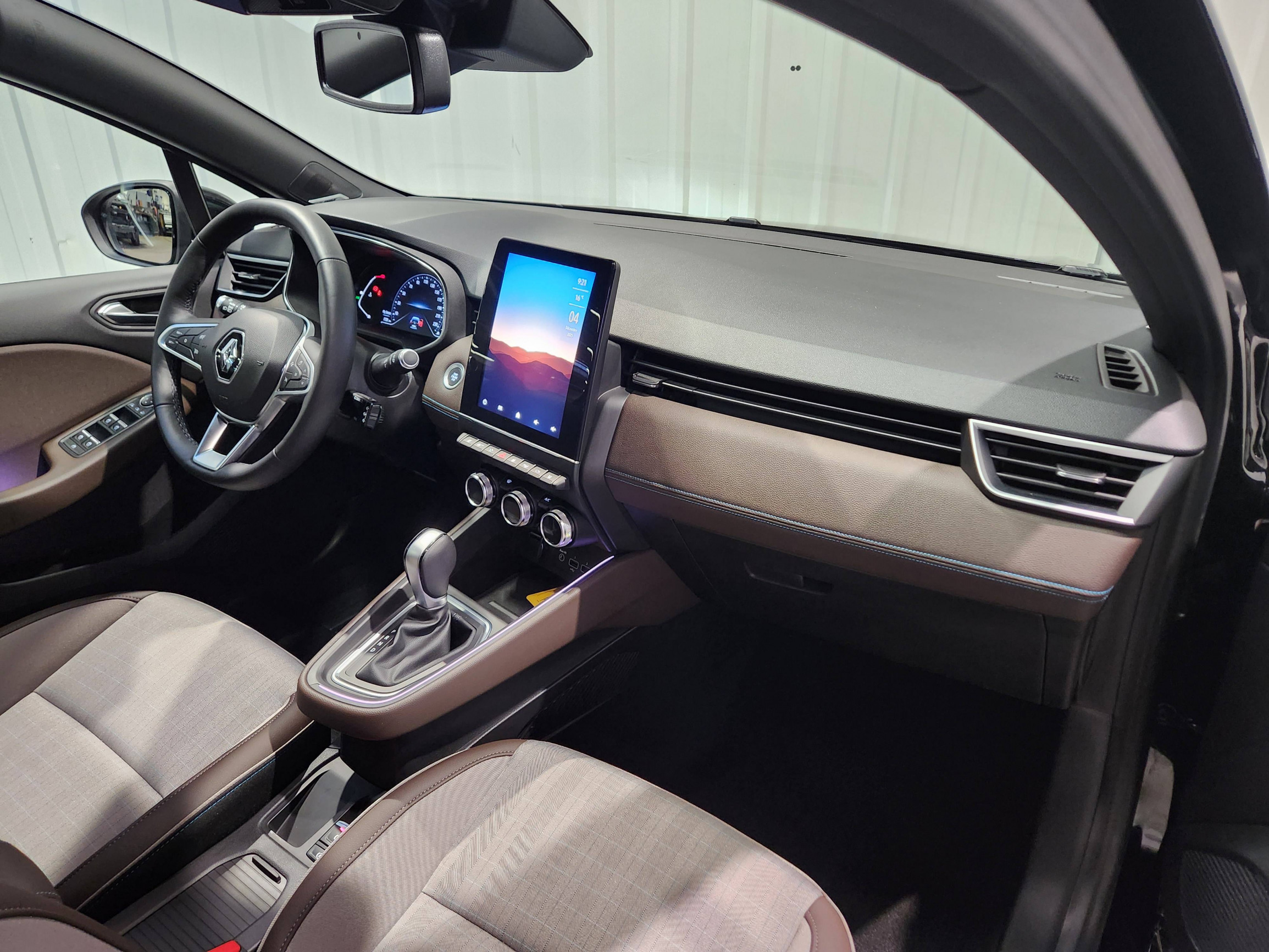 Vente en ligne Renault Clio 5 Clio TCe 130 EDC FAP au prix de 18 940 €