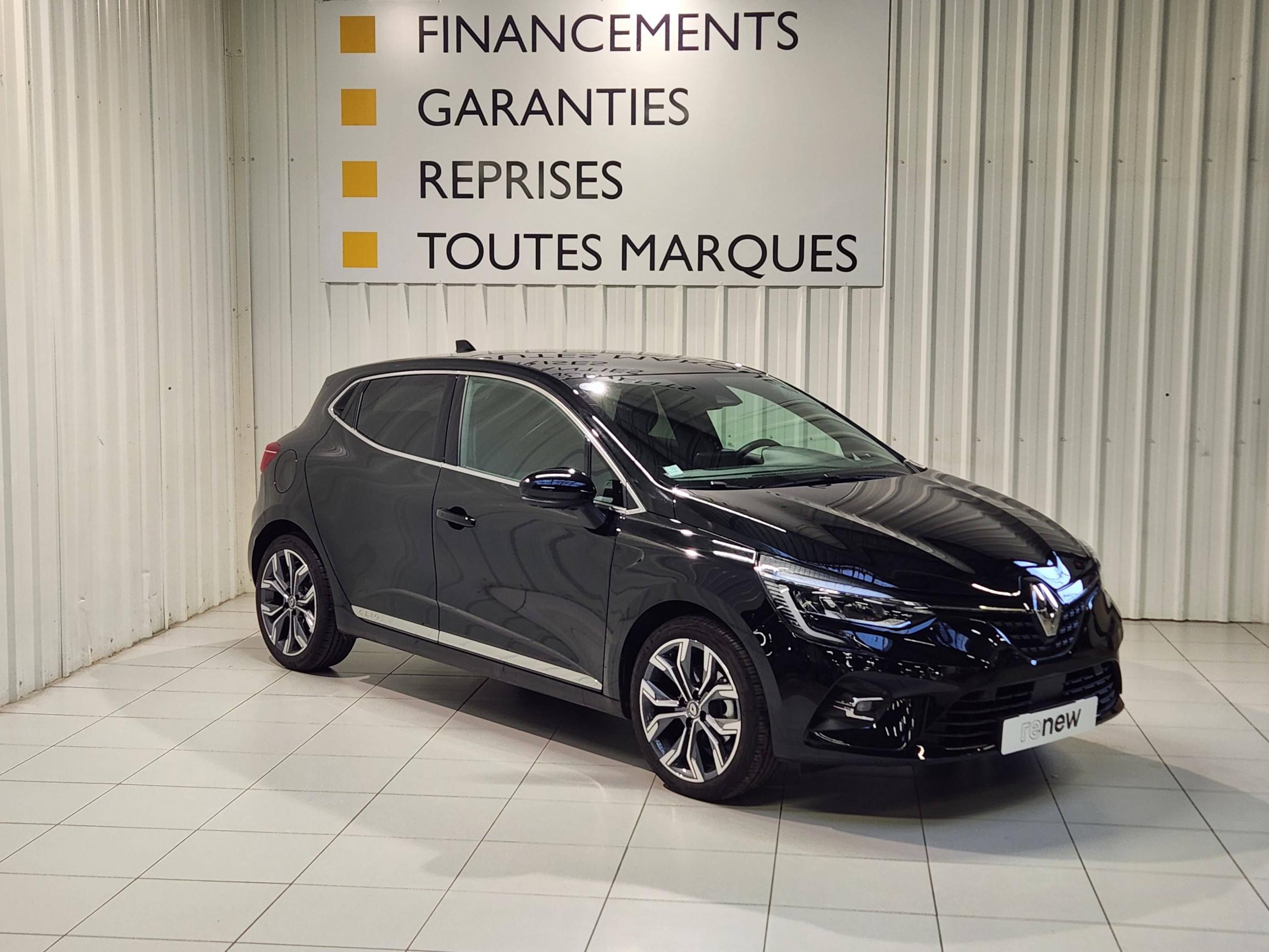 Vente en ligne Renault Clio 5 Clio TCe 130 EDC FAP au prix de 18 940 €