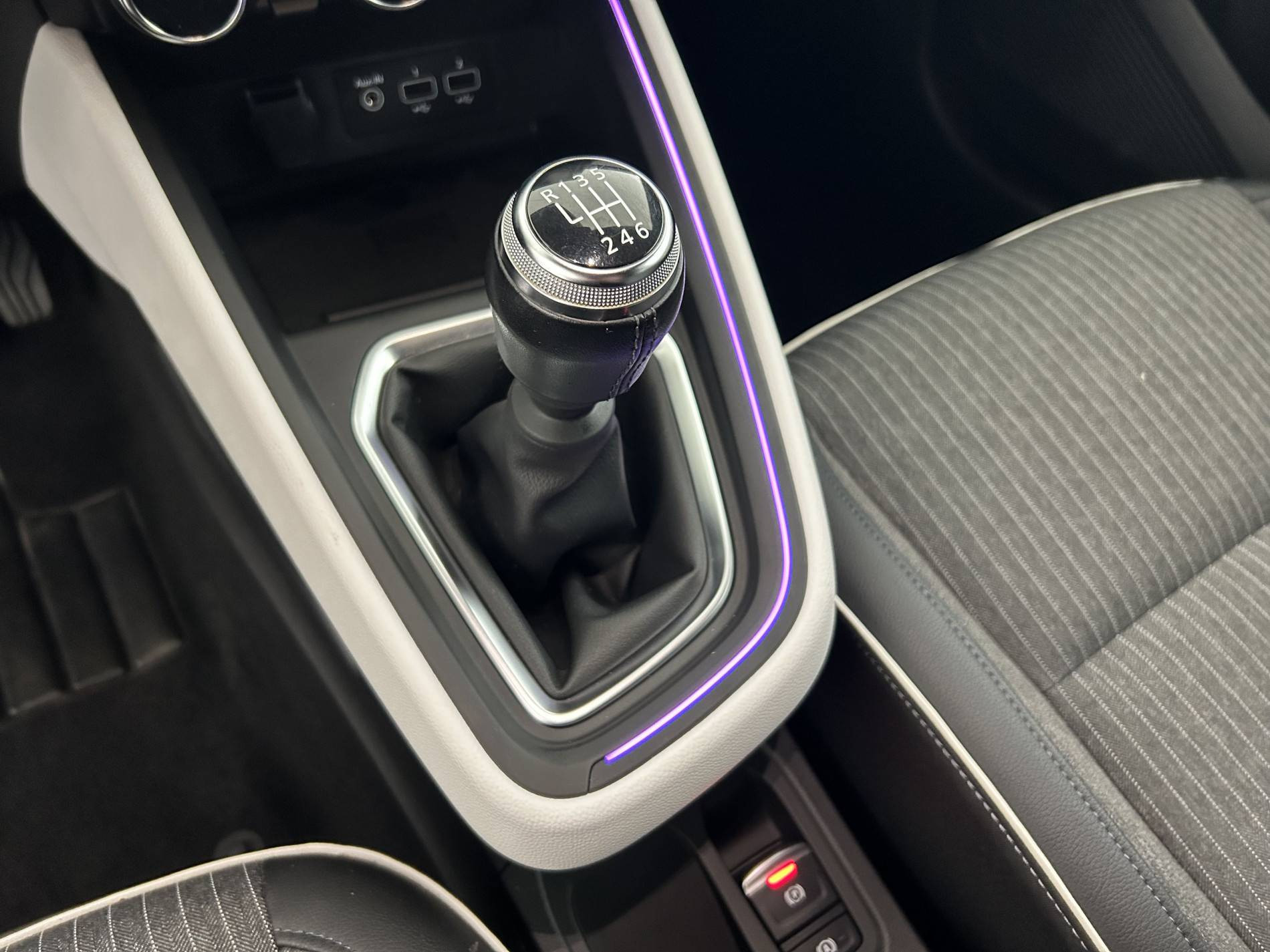 Vente en ligne Renault Clio 5 Clio TCe 90 au prix de 15 290 €