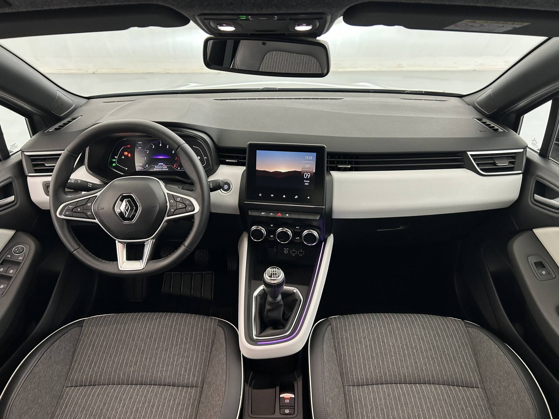 Vente en ligne Renault Clio 5 Clio TCe 90 au prix de 15 290 €