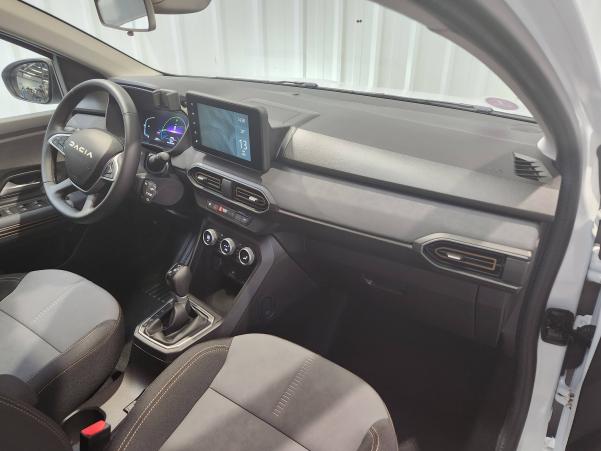 Vente en ligne Dacia Jogger  Hybrid 140 5 places au prix de 23 499 €