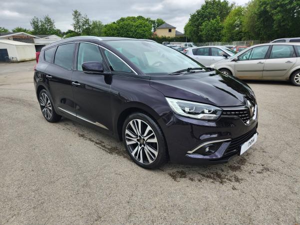 Vente en ligne Renault Grand Scenic 4 Grand Scenic Blue dCi 150 EDC au prix de 21 499 €