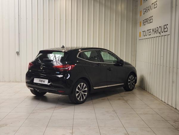 Vente en ligne Renault Clio 5 Clio E-Tech 140 au prix de 17 999 €