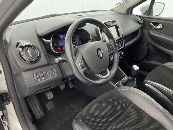 Vente en ligne Renault Clio 4 Clio TCe 90 E6C au prix de 12 999 €