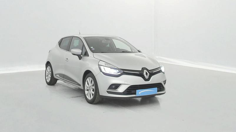 Vente en ligne Renault Clio 4 Clio TCe 90 E6C au prix de 12 999 €