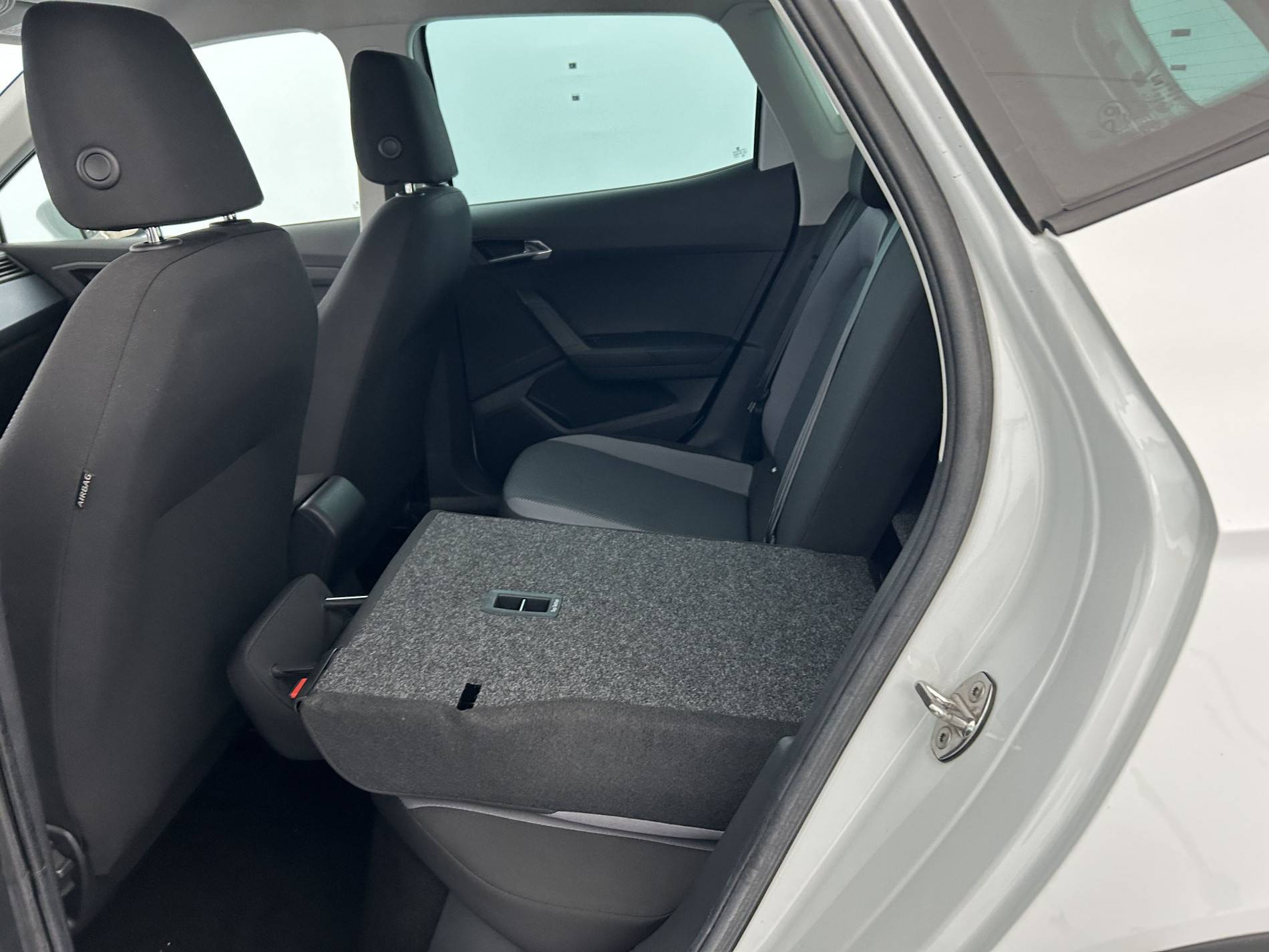 Vente en ligne Seat Arona  1.0 TSI 110 ch Start/Stop BVM6 au prix de 14 499 €