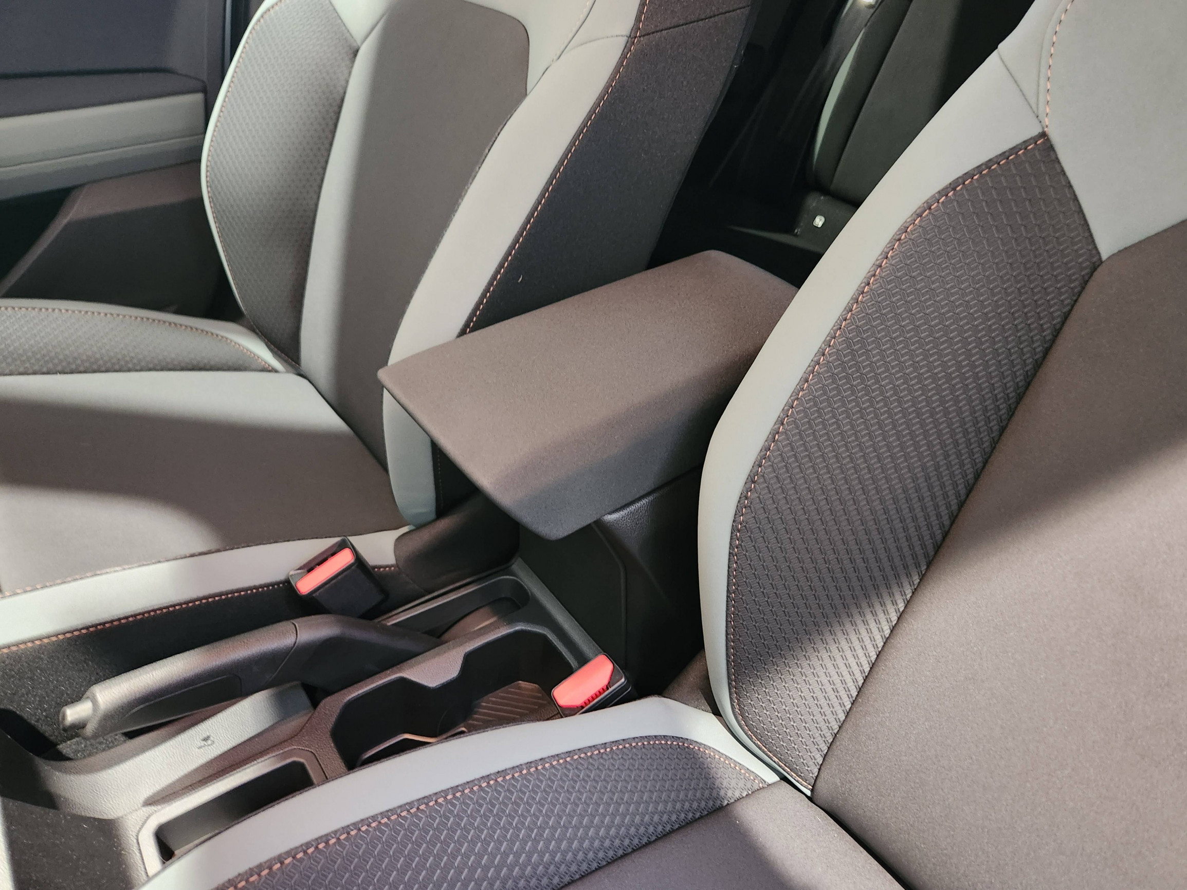 Vente en ligne Dacia Duster  ECO-G 100 au prix de 23 940 €