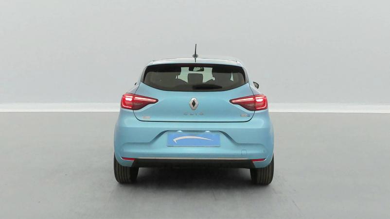 Vente en ligne Renault Clio 5 Clio E-Tech 140 - 21N au prix de 19 499 €