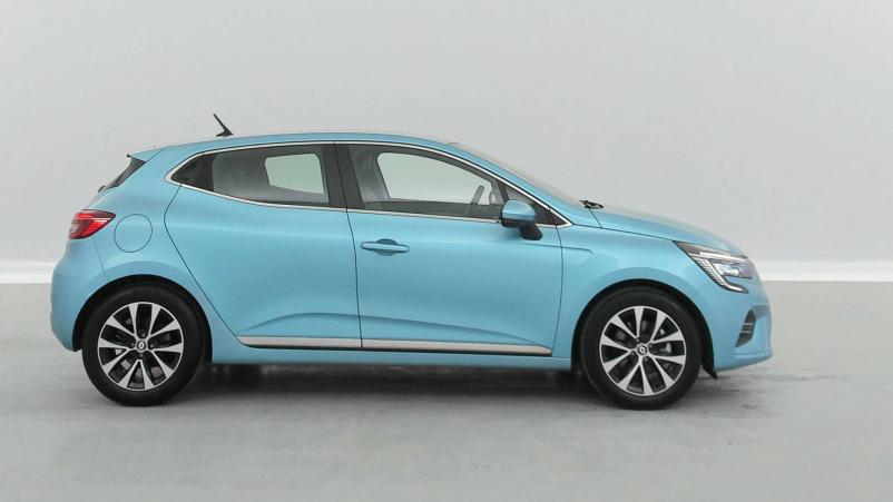 Vente en ligne Renault Clio 5 Clio E-Tech 140 - 21N au prix de 19 499 €