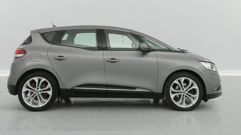 Vente en ligne Renault Scenic 4 Scenic TCe 140 Energy EDC au prix de 16 999 €