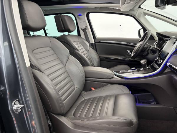 Vente en ligne Renault Espace 5 Espace dCi 160 Energy Twin Turbo au prix de 19 499 €