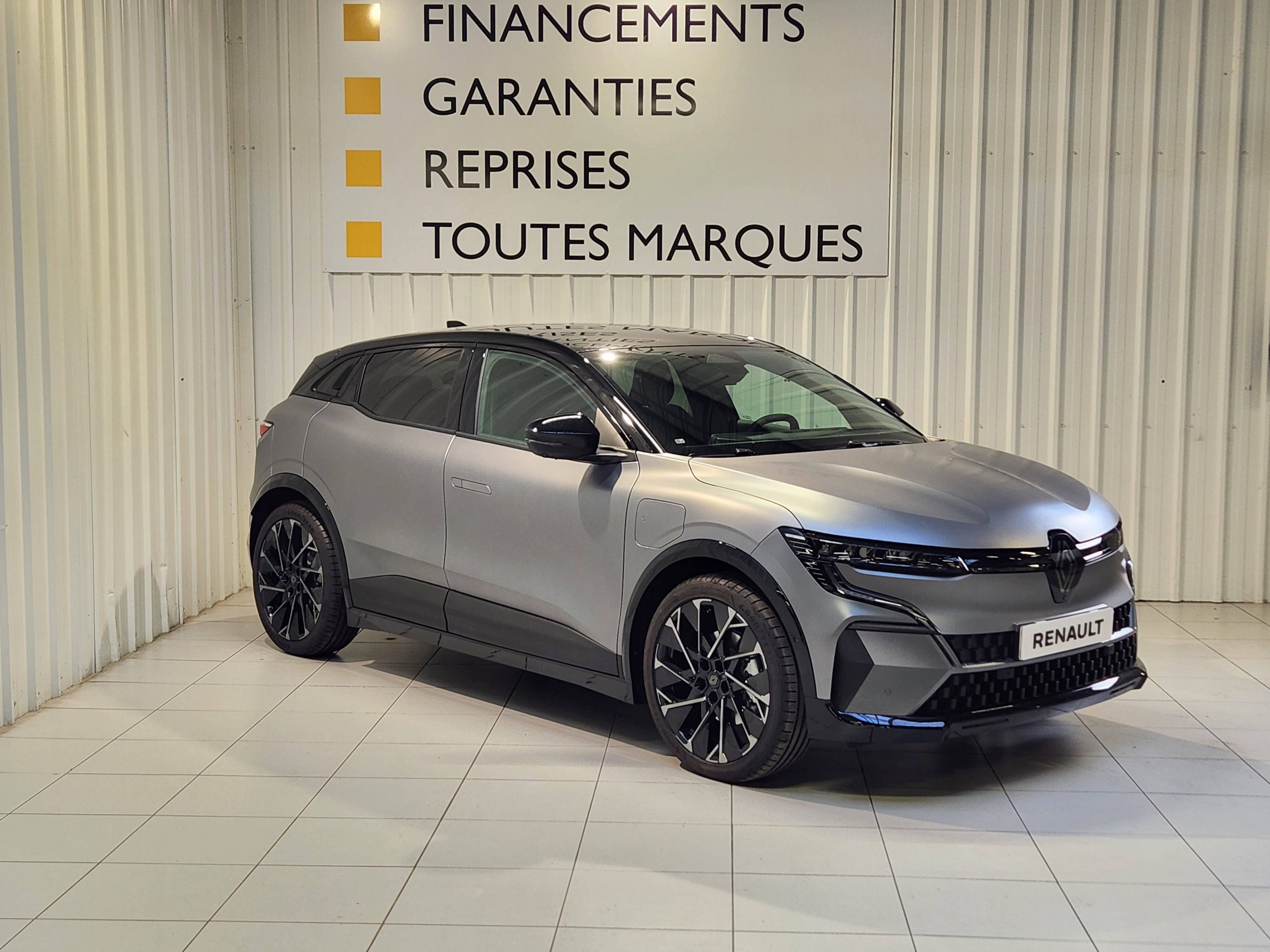 Vente en ligne Renault Megane E-Tech  220 ch autonomie confort au prix de 40 790 €