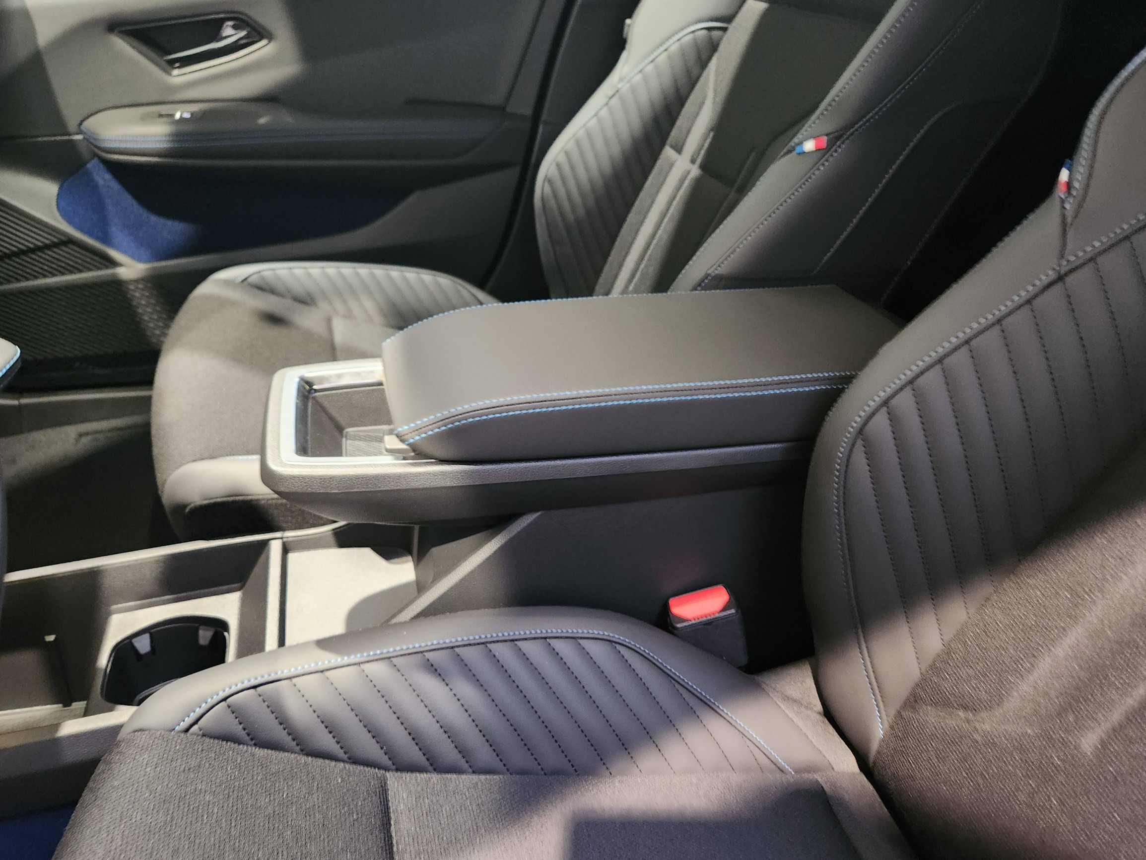 Vente en ligne Renault Megane E-Tech  220 ch autonomie confort au prix de 40 790 €