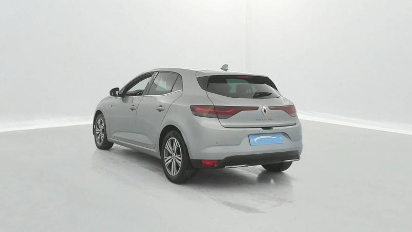 Vente en ligne Renault Megane 4 Mégane IV Berline Blue dCi 115 - 20 au prix de 17 999 €