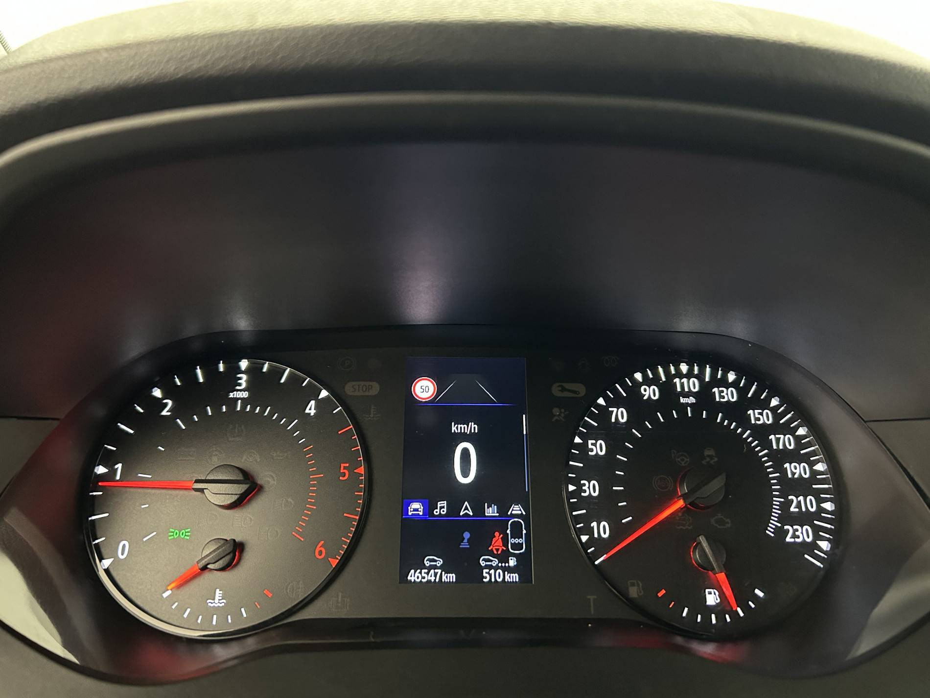 Vente en ligne Renault Kangoo  Blue dCi 95 au prix de 21 499 €