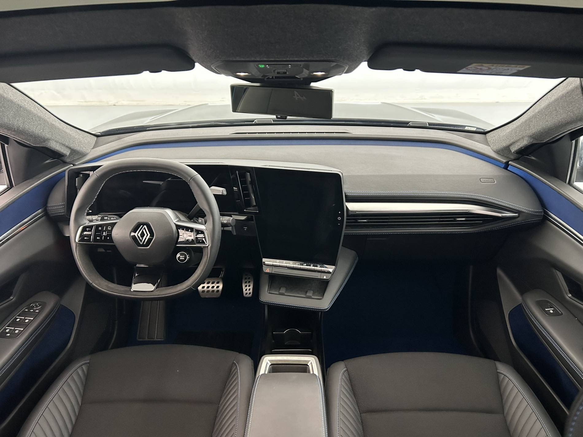 Vente en ligne Renault Scenic E-Tech  220 ch grande autonomie au prix de 42 499 €