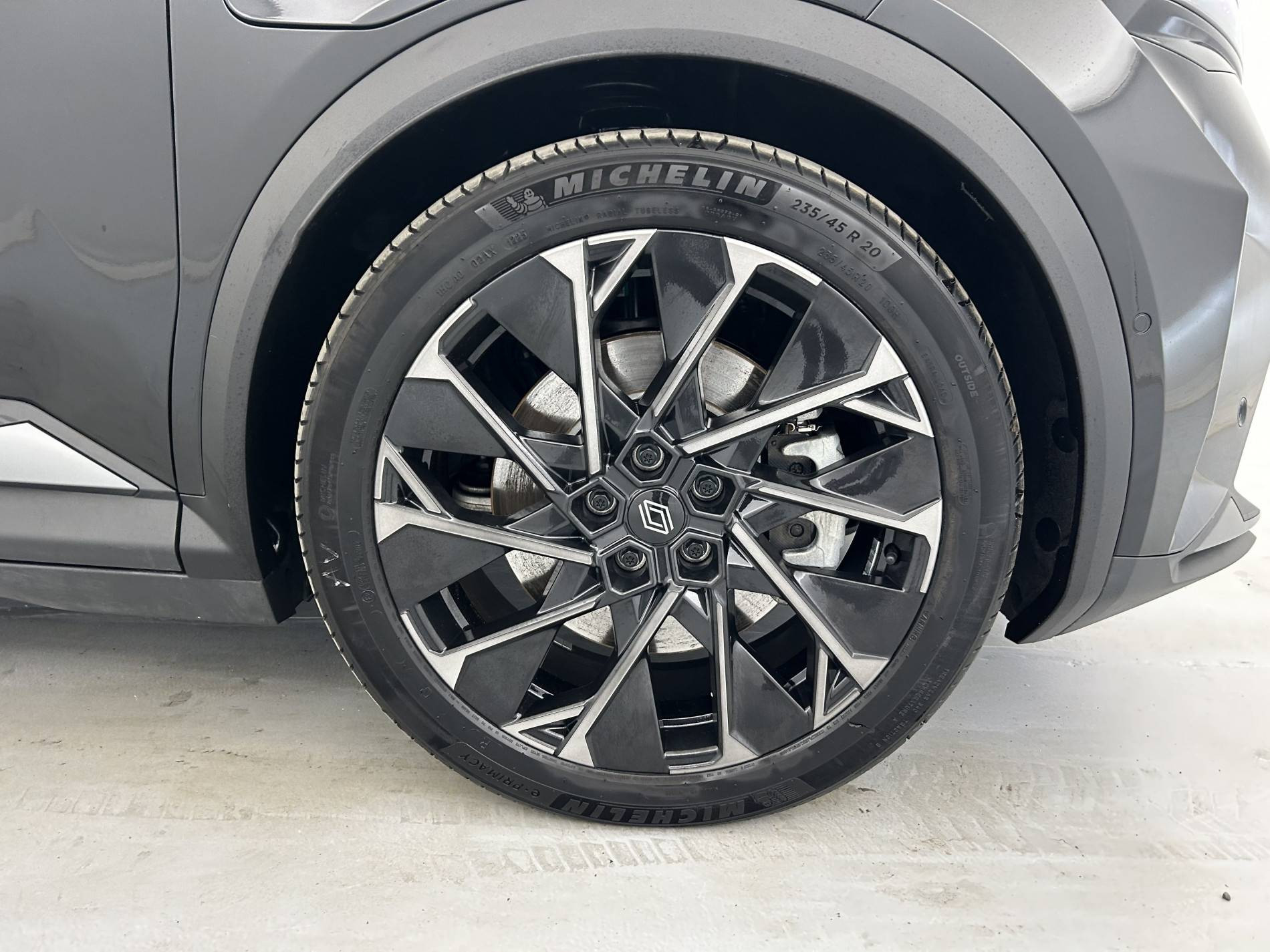 Vente en ligne Renault Scenic E-Tech  220 ch grande autonomie au prix de 42 499 €