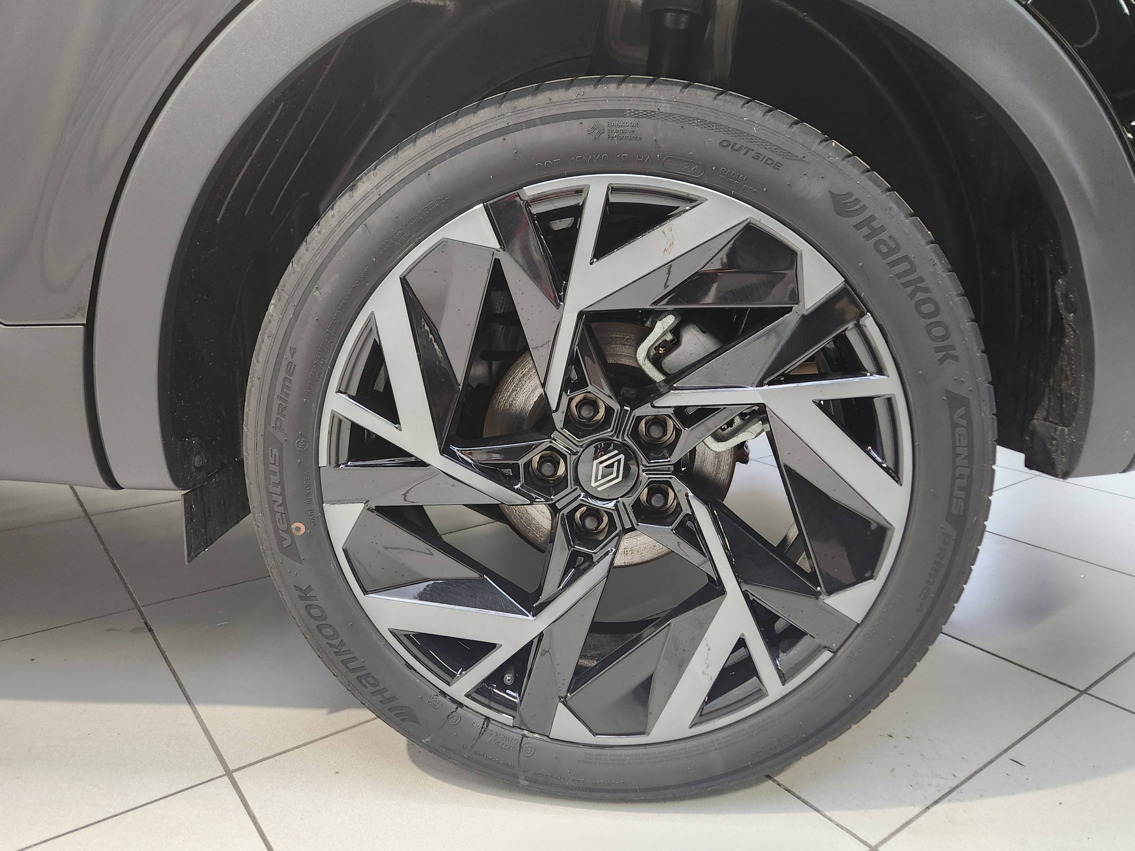 Vente en ligne Renault Arkana  E-Tech full hybrid 145 GSR2 au prix de 28 990 €