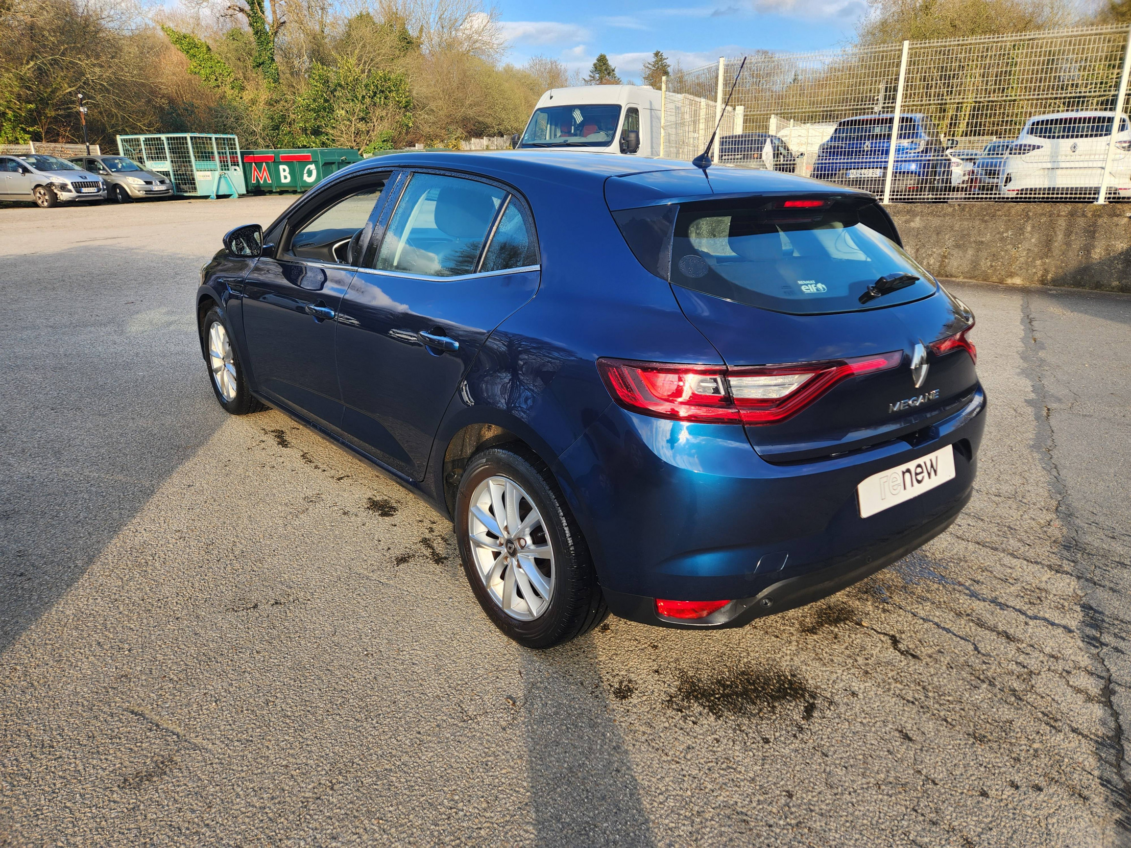 Vente en ligne Renault Megane 4 Mégane IV Berline dCi 90 Energy au prix de 13 999 €