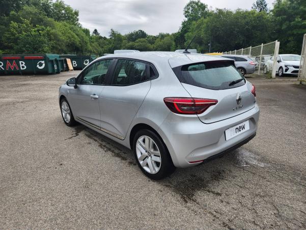 Vente en ligne Renault Clio 5 Clio E-Tech 140 - 21N au prix de 17 499 €
