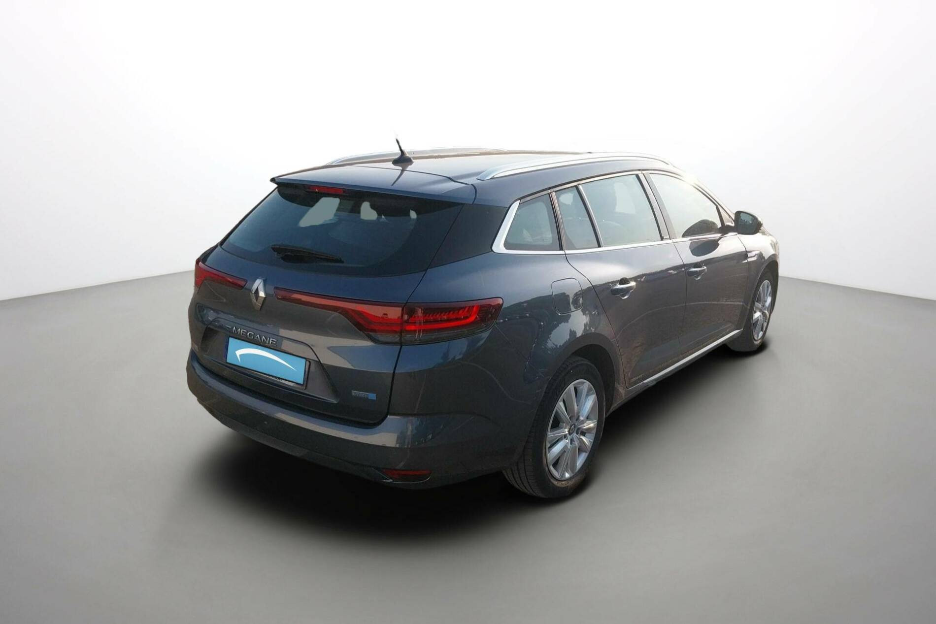 Vente en ligne Renault Megane 4 Estate Mégane IV Estate E-TECH Plug-In Hybride 160 au prix de 14 890 €