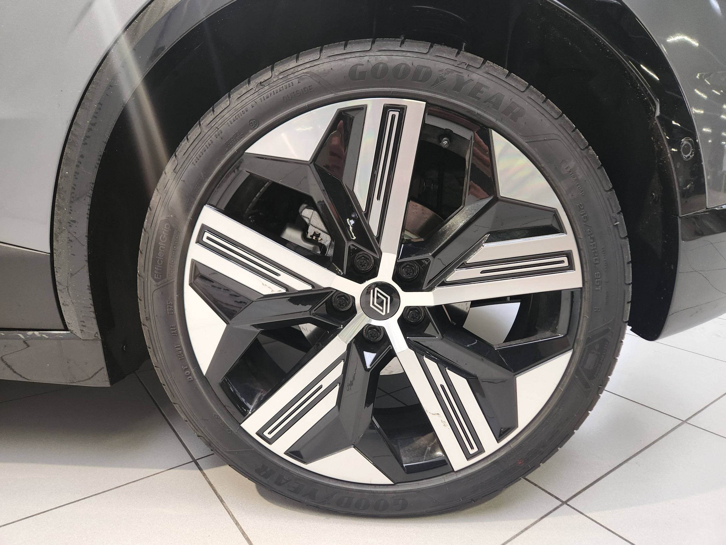 Vente en ligne Renault Megane E-Tech  220 ch autonomie confort GSR2 au prix de 40 990 €